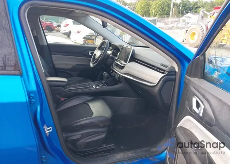 2022 Jeep Compass Latitude 4X4 z USA, uszkodzony, nr VIN 3C4NJDBB1NT164490